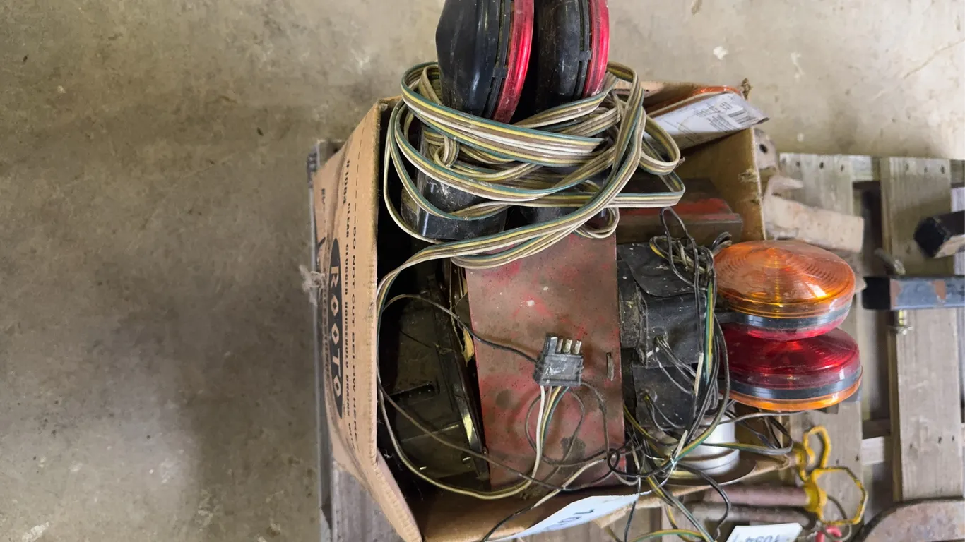 Trailer light kit - harness and lights