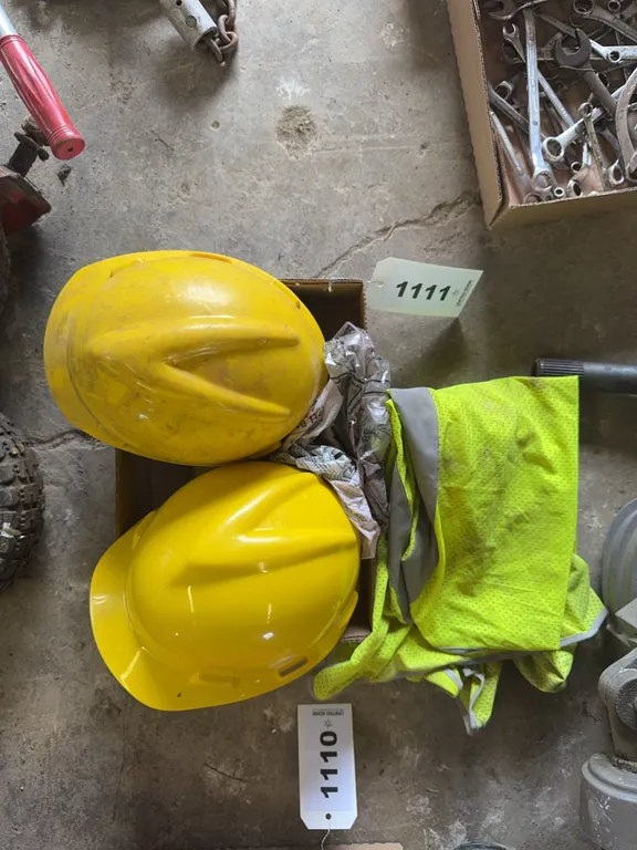 Hard Hat Qty.2 and Reflector Vest