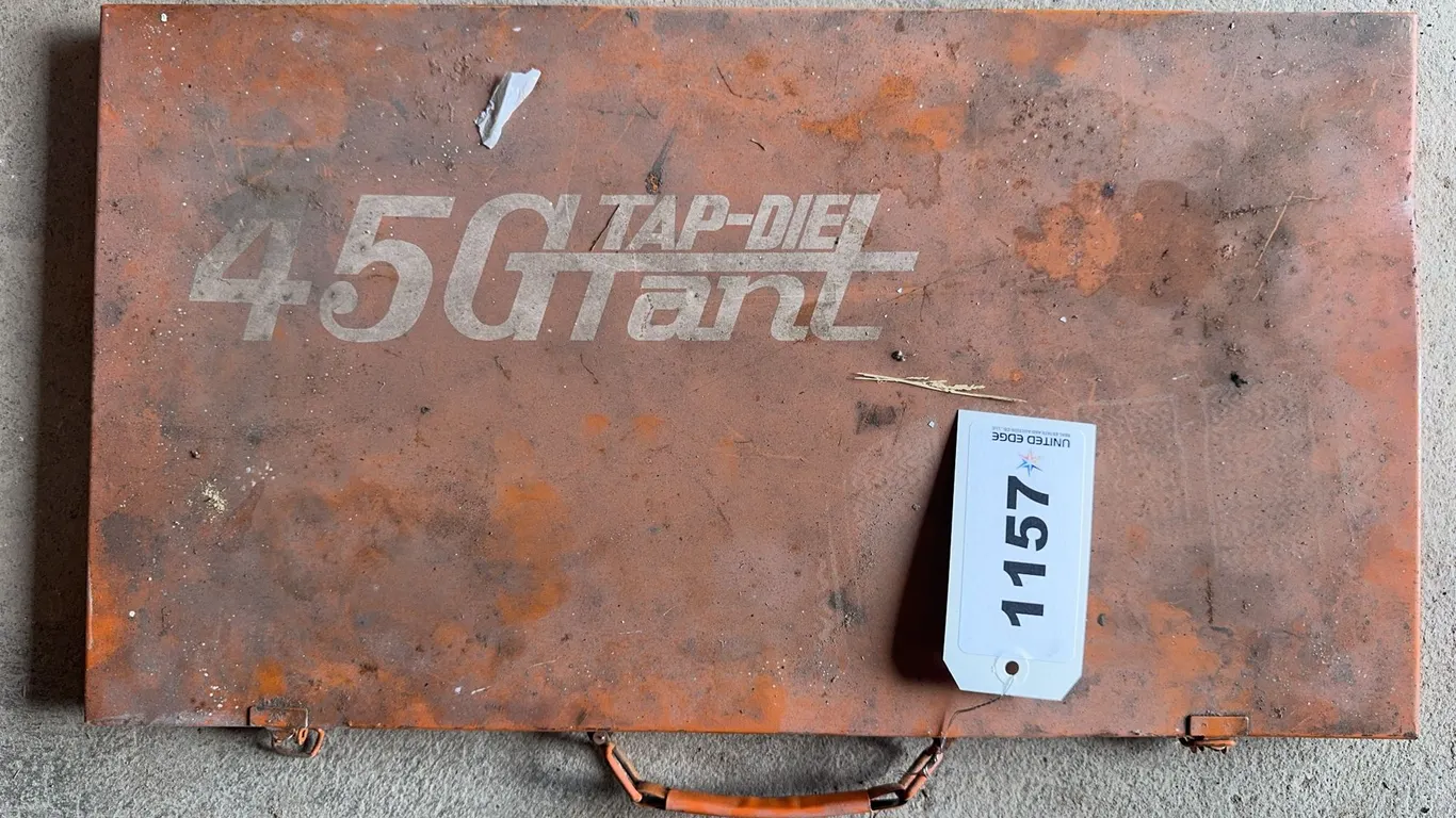 Tap and Die Set - 45 Grant