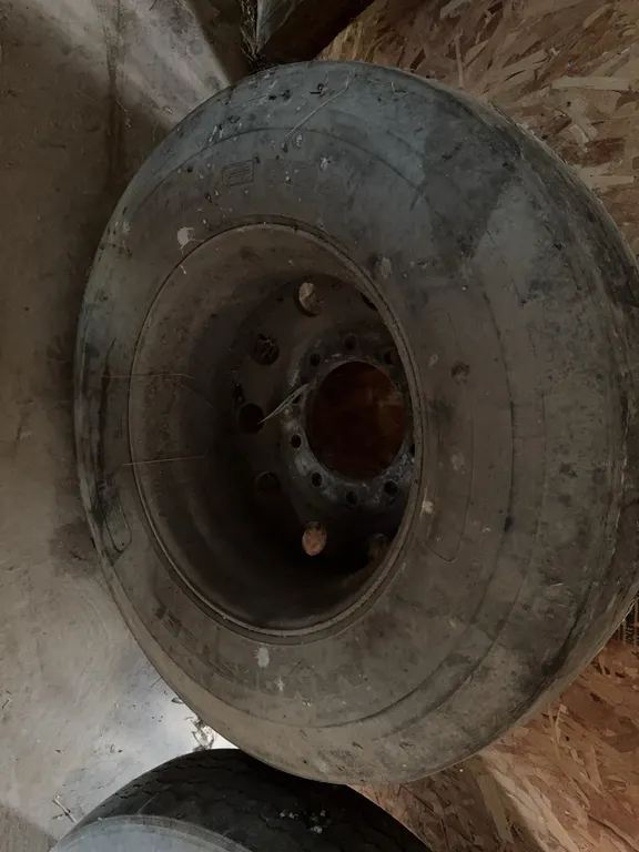 Spare Heavy Truck Tires - 11R22.5 Aluminum Rim