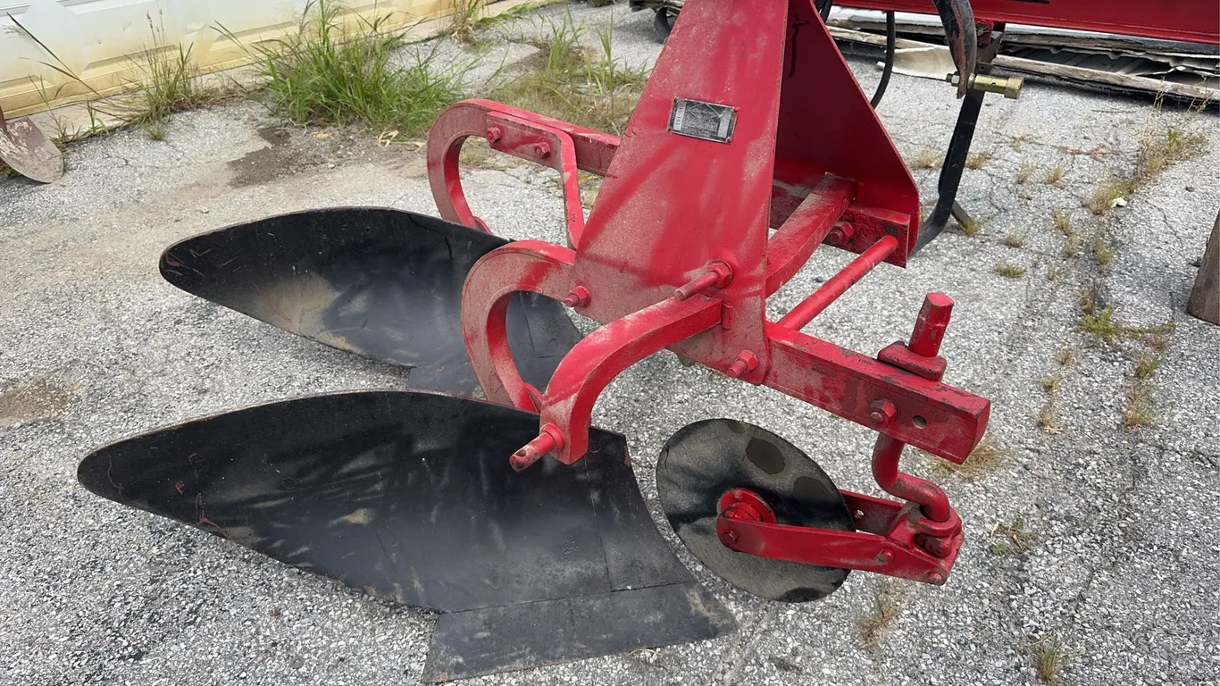 10-161 Dearborn 2 Bottom Plow
