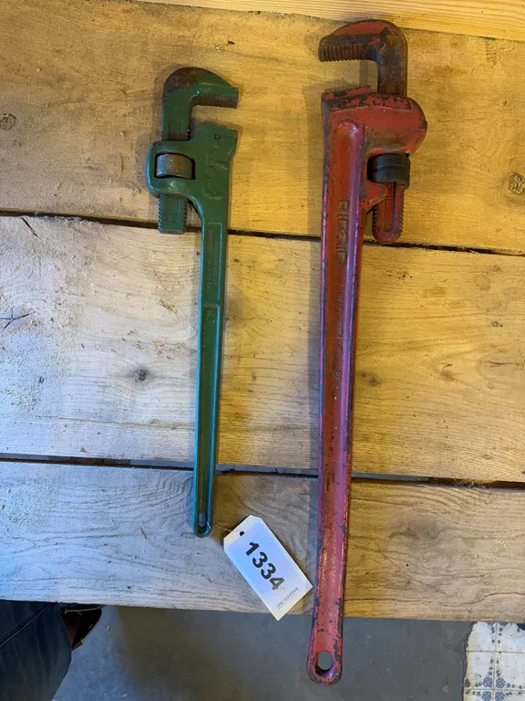 24” and 36” Pipe Wrenches