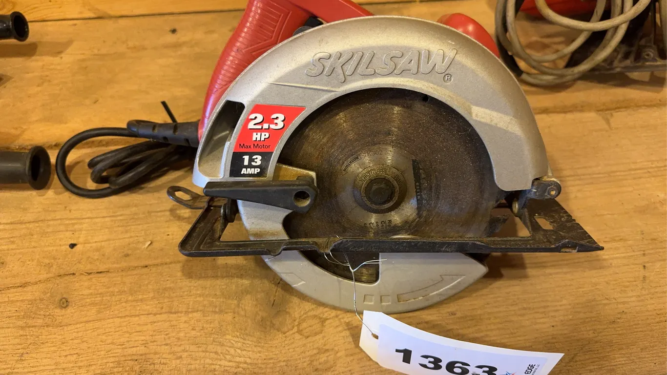 Skilsaw Circular Saw