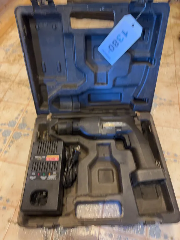 Craftsman 3/8” 12v drill - No battery