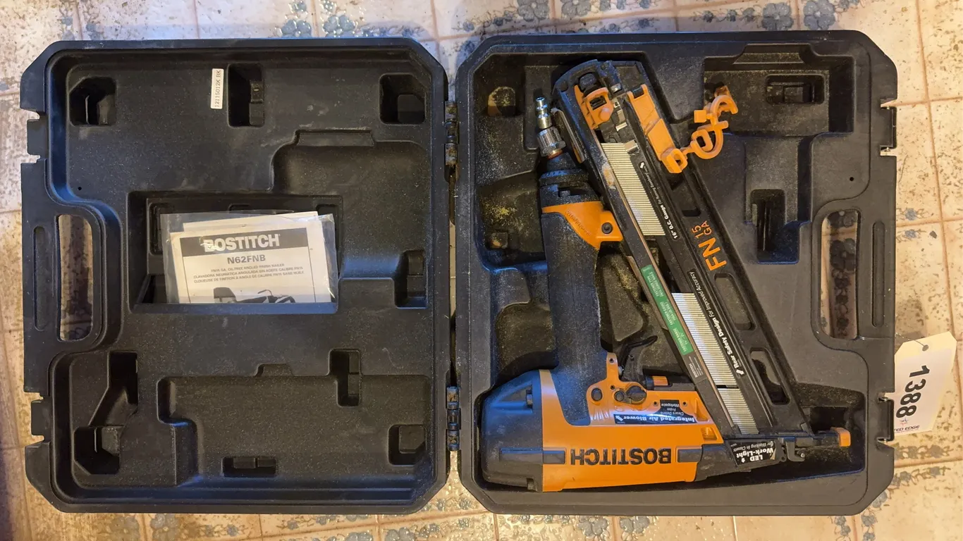Bostitch Finish Nailer - N62FNB