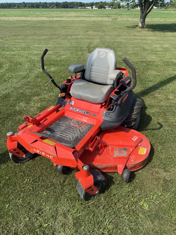 2018 Arians IKONXL Zero Turn - 60” Deck w/ 68.5hrs