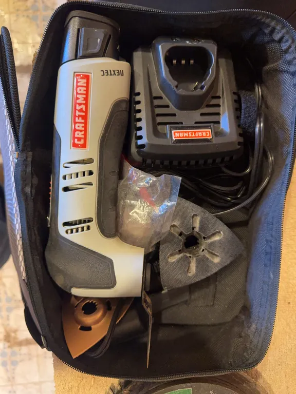 Craftsman 12volt Multitool w/ Charger