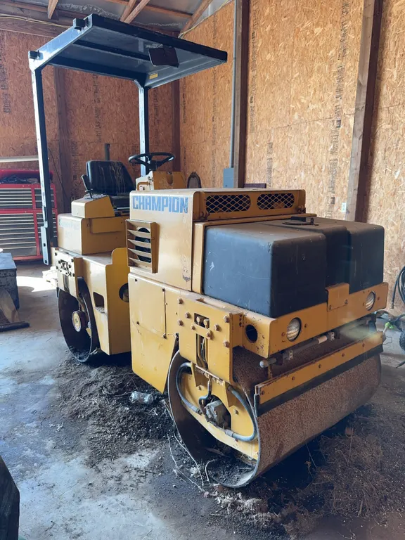 Champion SuperPac A421 - Needs a starter does not run