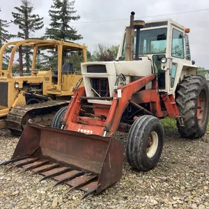 Case 1070 Tractor with Loader s/n: 8818671