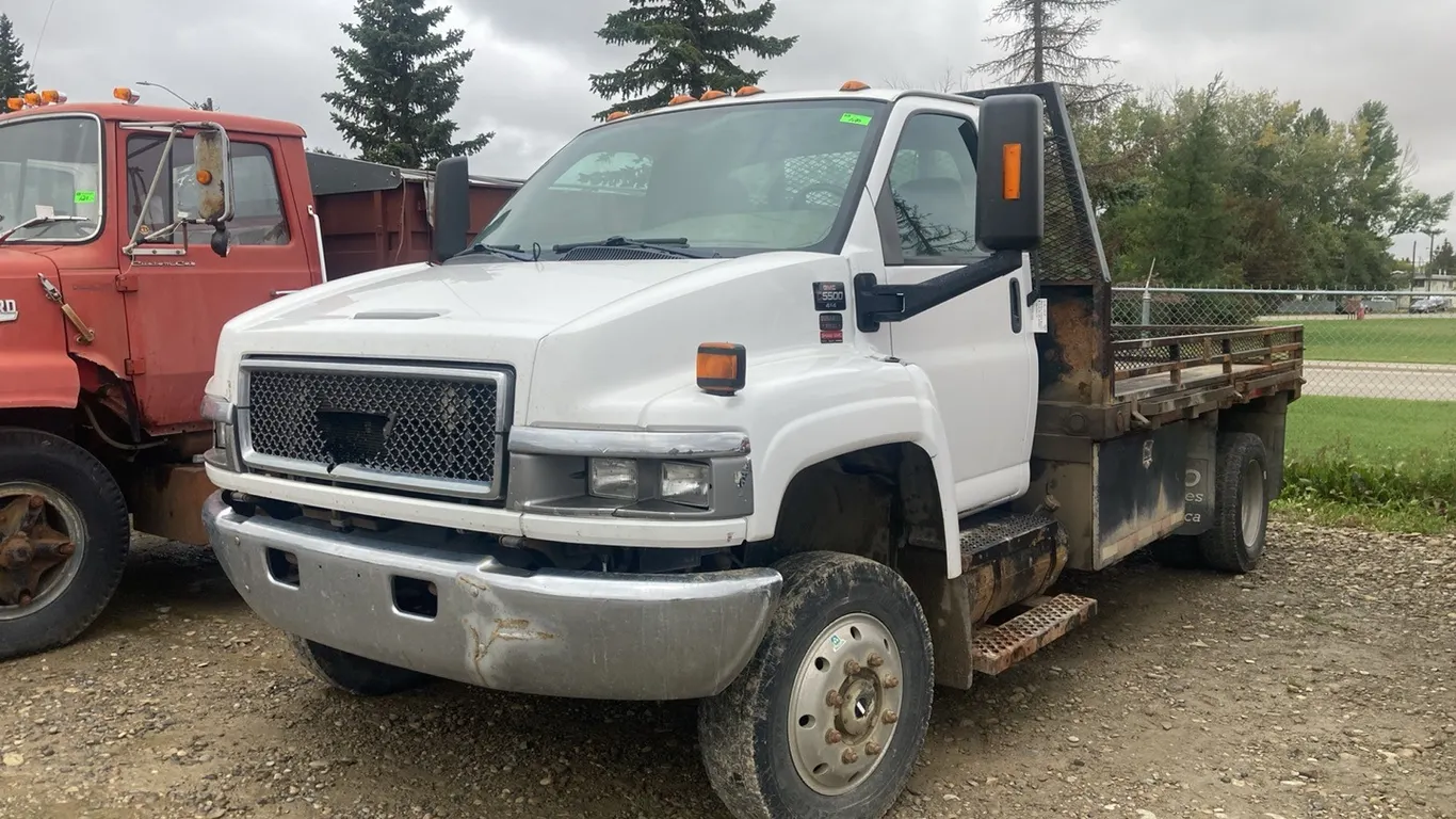 2008 GMC C5500 Duramax Truck VIN: 1GDE5C3948F415331