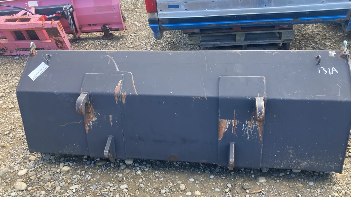 78” Front End Loader Smooth Bucket Global Mount
