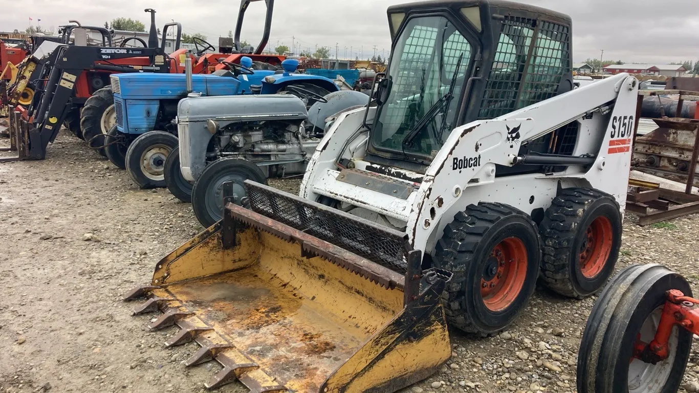 2002 Bobcat S150 with 6’ Tooth Bucket s/n: 526915037