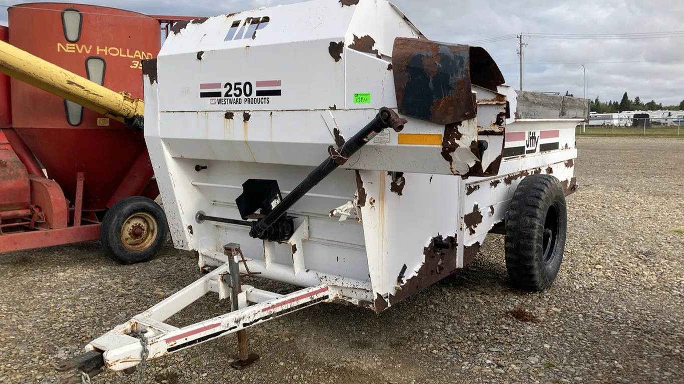 Westward Model 250 Bunk Feeder