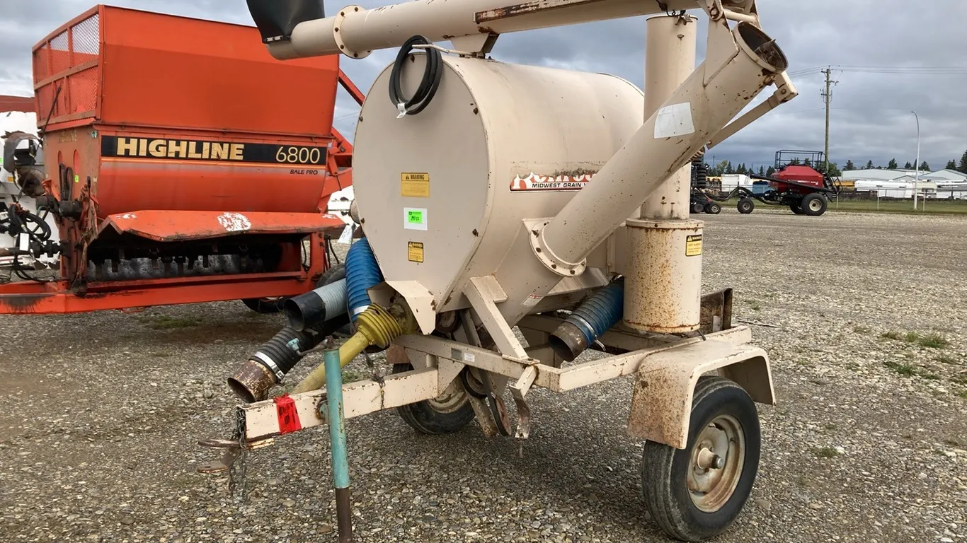 Rem 552 Midwest Grain Vacuum **D-69**