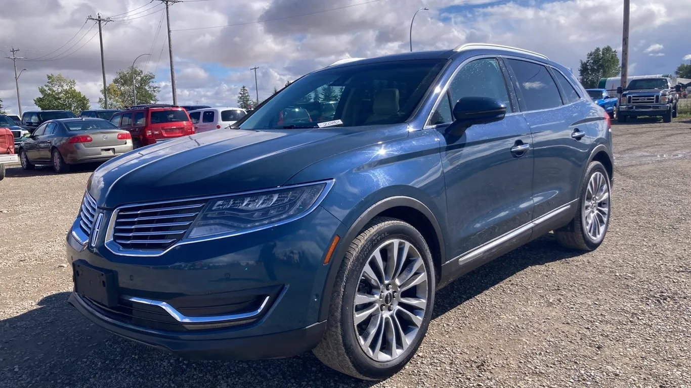 2016 Lincoln MKX Blue SUV VIN: 2LMPJ8LP3GBL73027