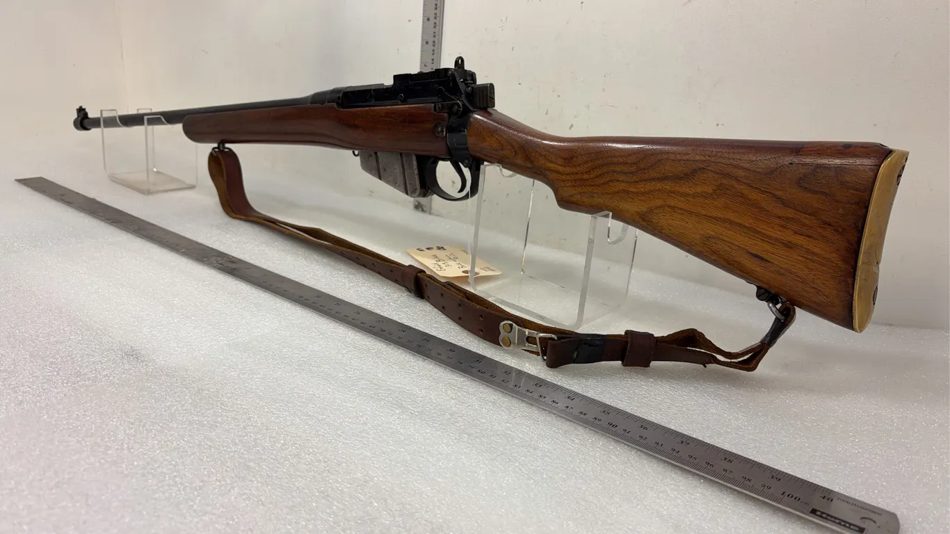 Enfield .303 British Bolt action Rifle, w/ mag, strap, sn 2458, *Unreserved*