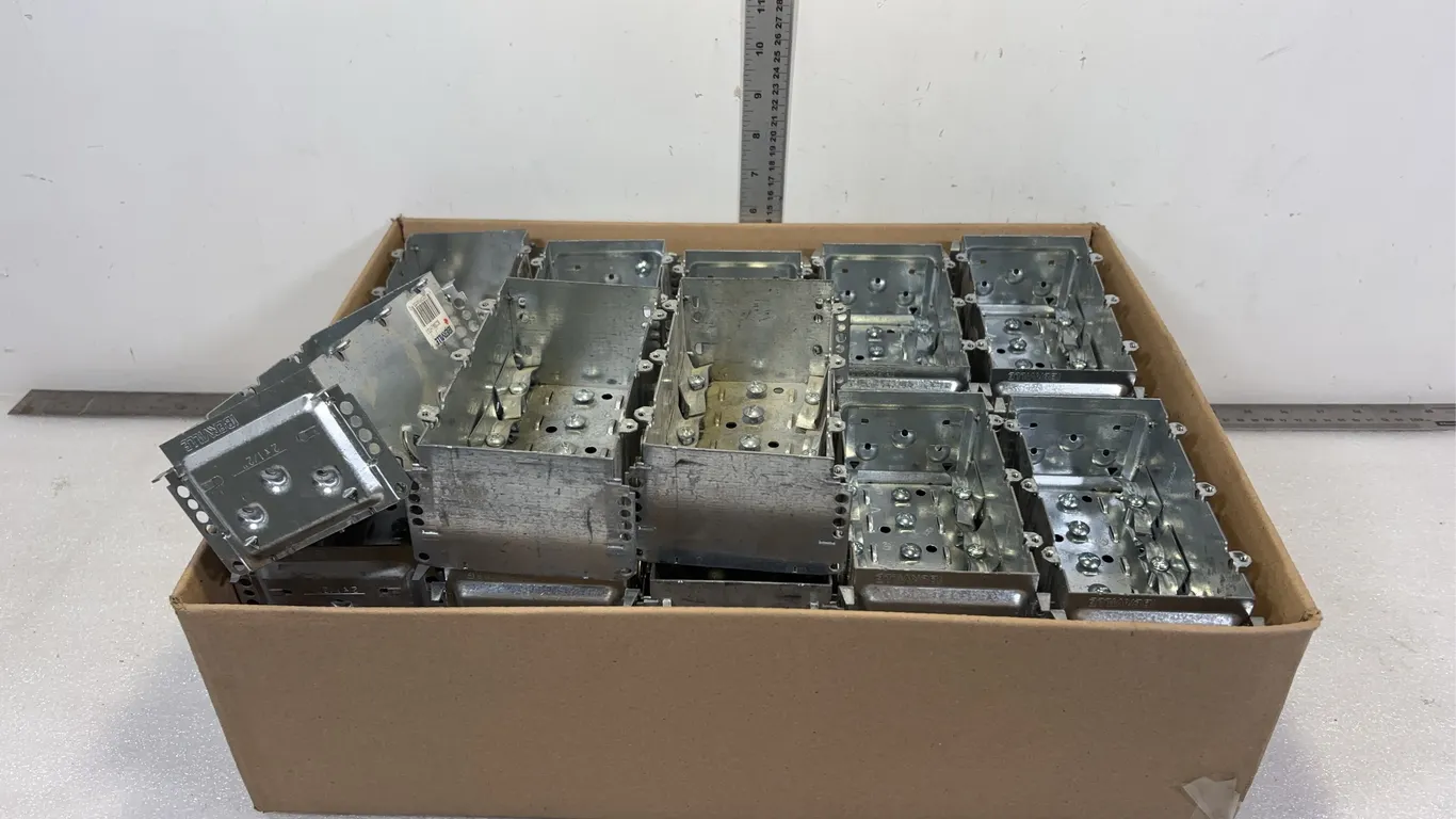 Box of Assorted 3 Gang Electrical Boxes, approx. 23 pce *Unreserved*