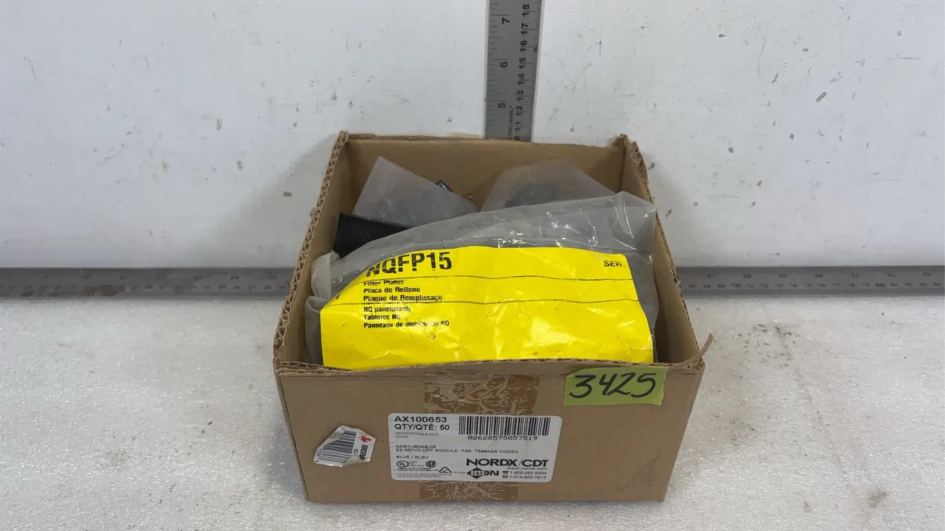 Box of 230+/- Panel Fillers, approx. 28 pce *Unreserved*