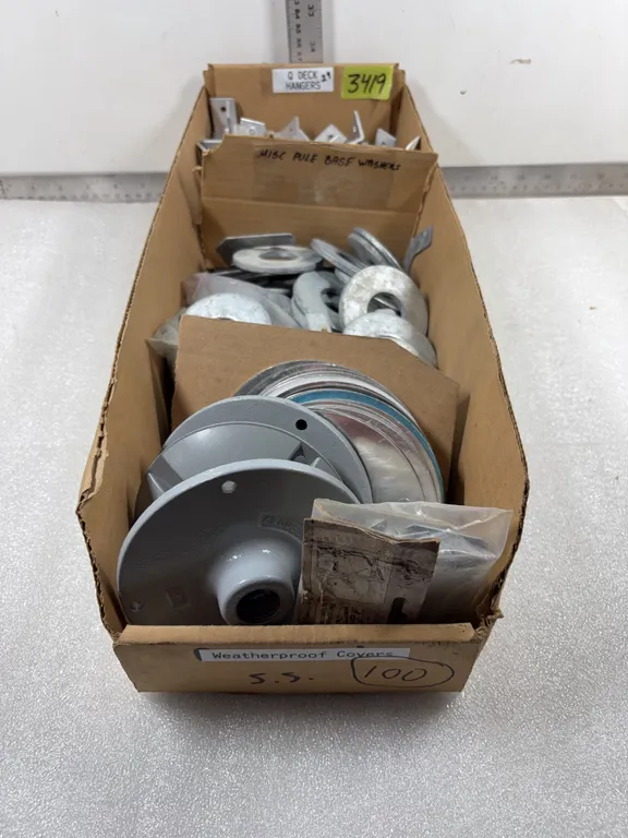 Box of of Q Deck Hangers, approx. 29 pce, Misc. Base Washers, approx. 40 pce, Assorted 4" Round WP Covers, approx. 21 pce *Unreserved*