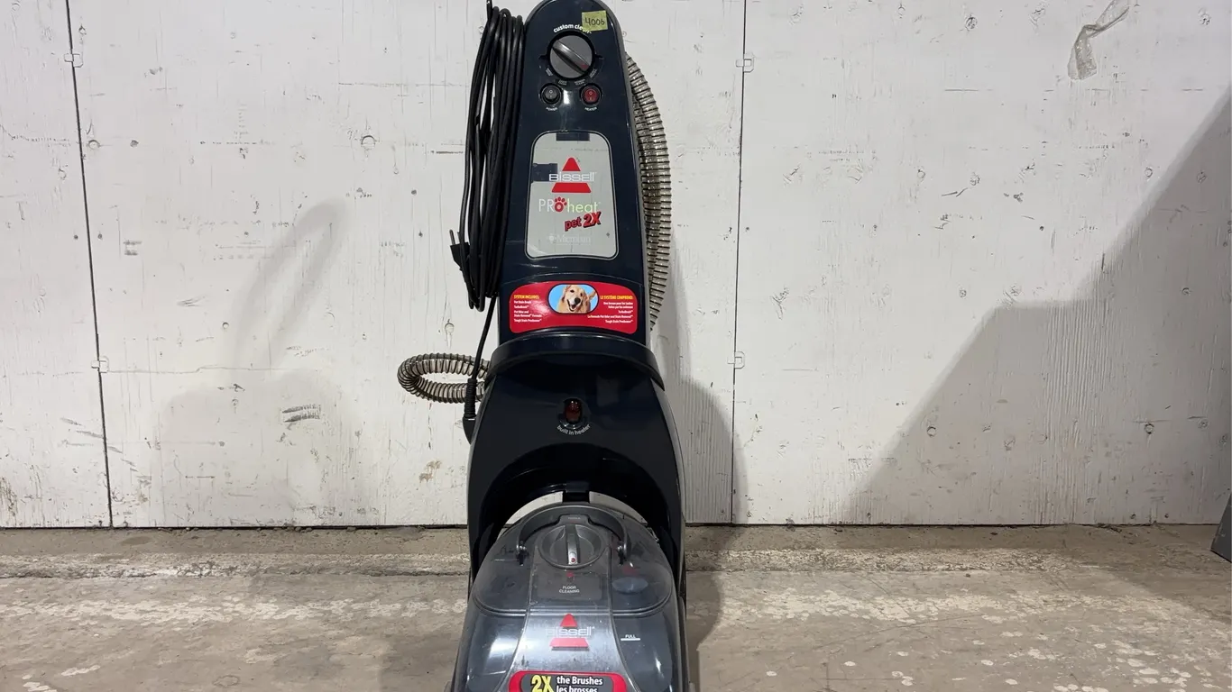 Bissel Pro Heat Pet 2X Microban Vacuum *Unreserved*