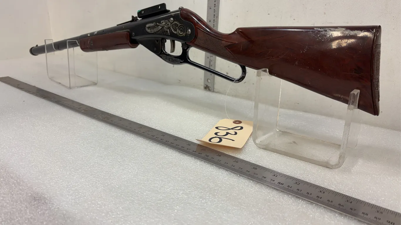 Daisy .177 cal Pellet Rifle, sn F183571, *Unreserved*