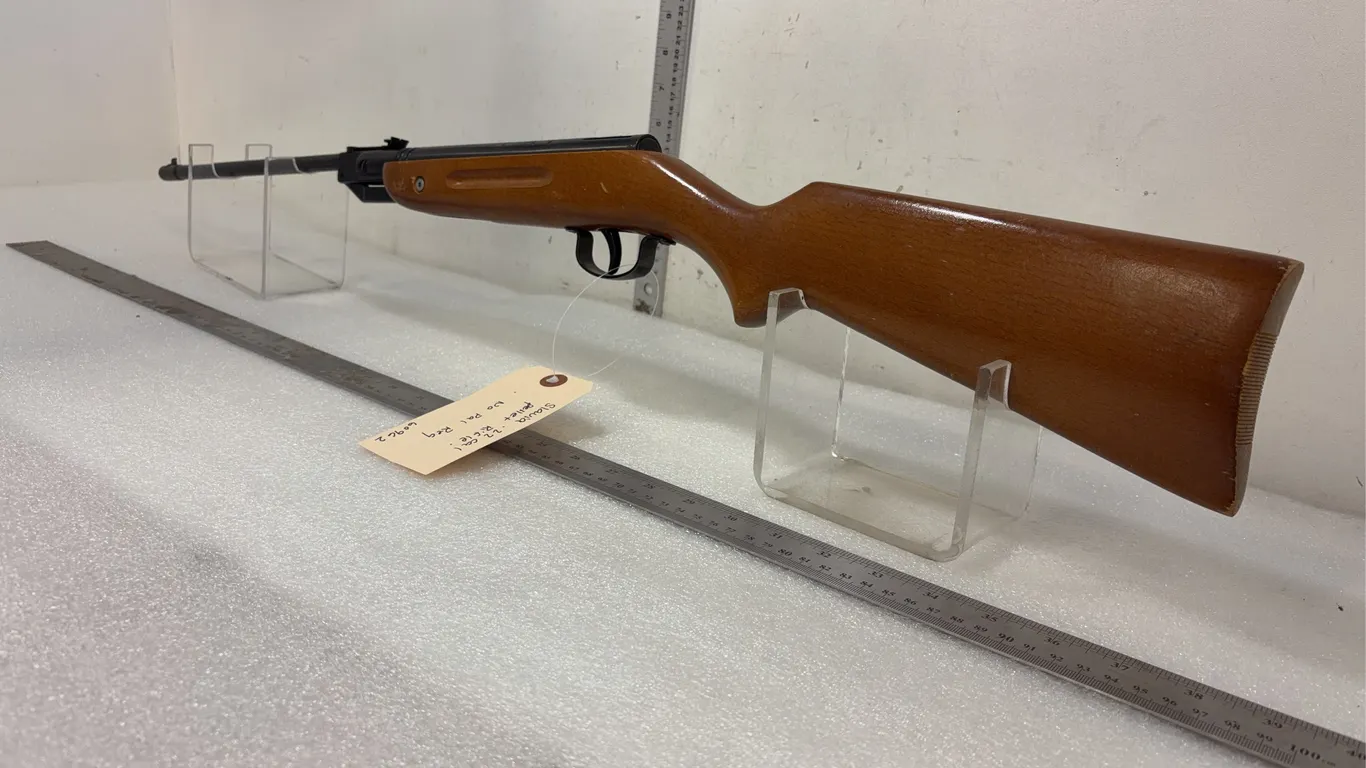 Slavia .22 cal Pellet Rifle, sn 60962, *Unreserved*