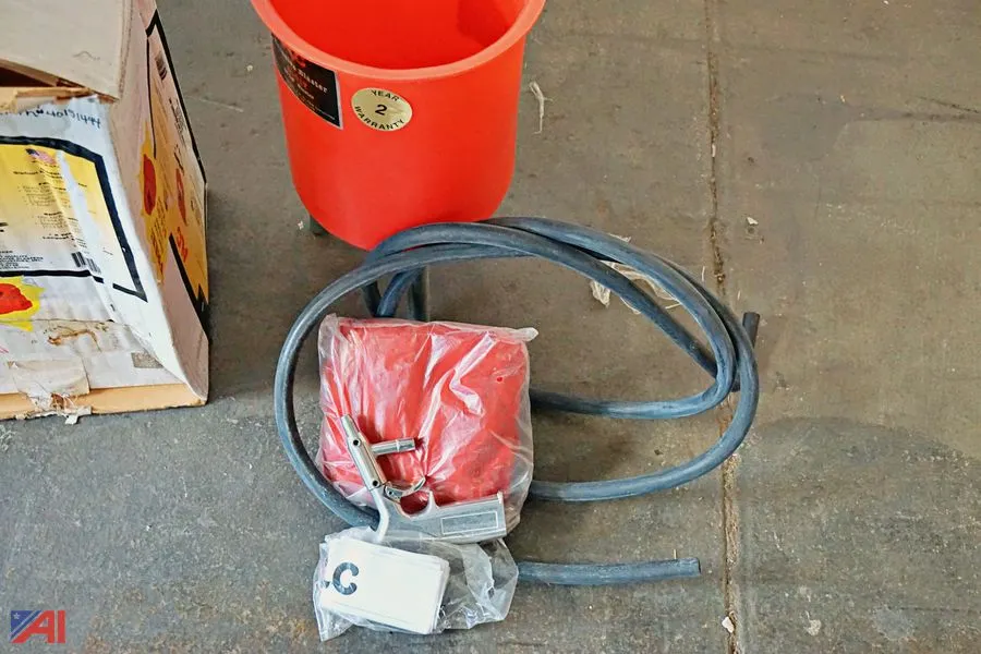 ALC HD Poly Siphon Bucket Sand Blaster