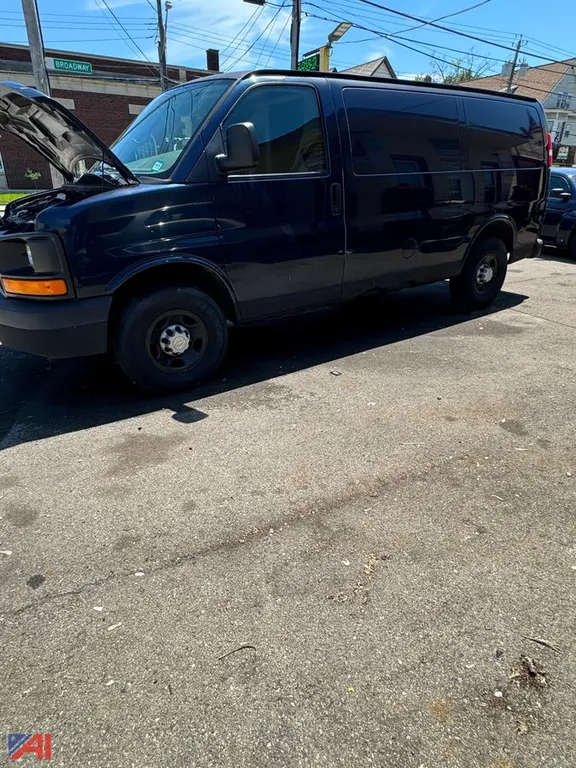 2008 Chevy Express Full-Size Van