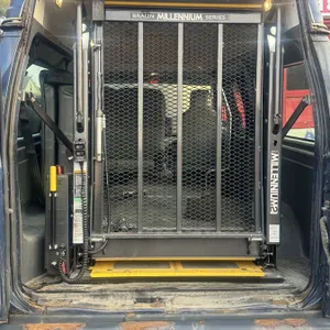Braun Millennium 2 Wheelchair Lift