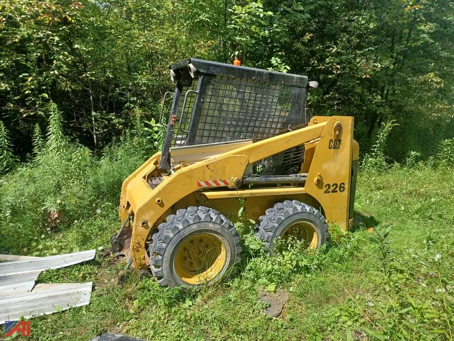 Cat 226 Skid Steer