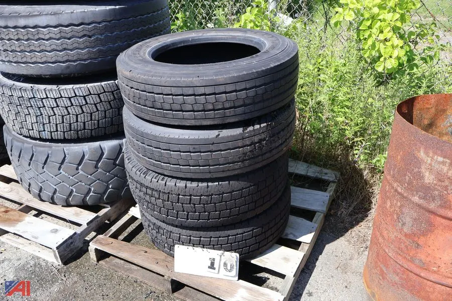 (4) Tires