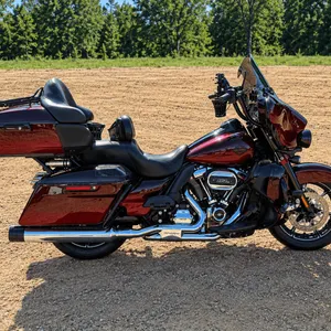 2018 HARLEY-DAVIDSON FLHTKSE CVO LIMITED