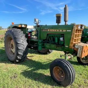 Oliver 1855 Tractor
