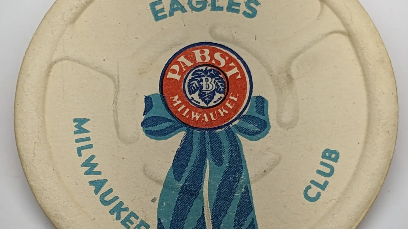 PABST BLUE RIBBON BEER COATER MILWAUKEE EAGLES CLUB WISCONSIN