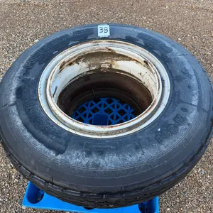 (2) 11R 24.5 Tires & Rims