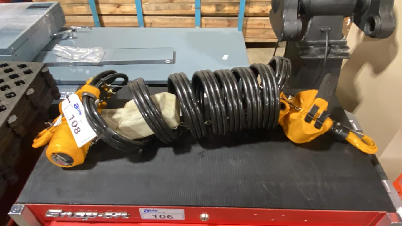 KITO TCR-250M, 250KG HEAVY DUTY MANIPULATOR CONTROL AIR HOIST