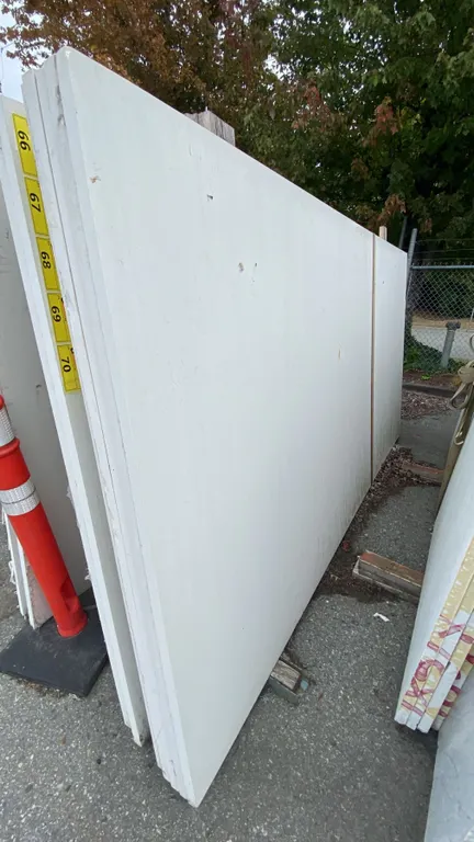 1 WHITE STONE COUNTERTOP SLAB APPROX 10' 7"L X 5' 4"W X 1 1/4" THICK