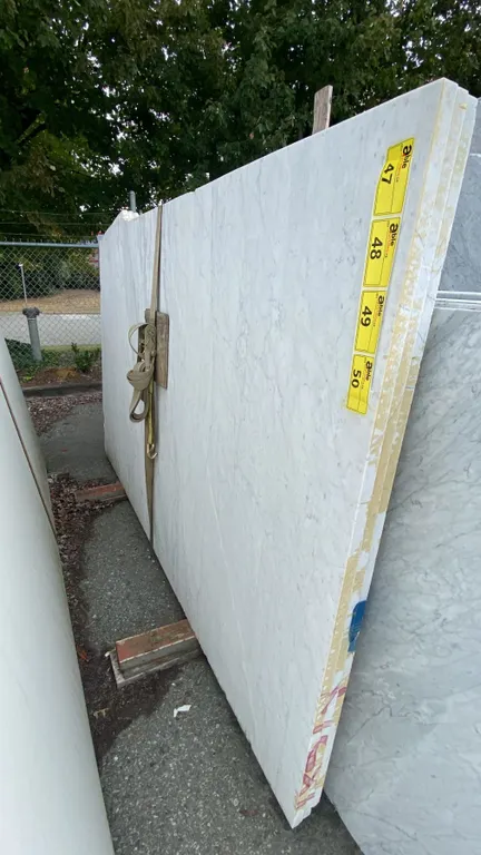 1 STONE COUNTERTOP SLAB WHITE WITH GREY GRAIN APPROX 8' 8"L X 5' 2"W X 1 1/4" THICK
