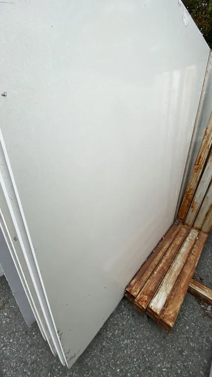 1 WHITE STONE COUNTERTOP SLAB APPROX 10' 7"L X 5' 4"W X 3/4" THICK