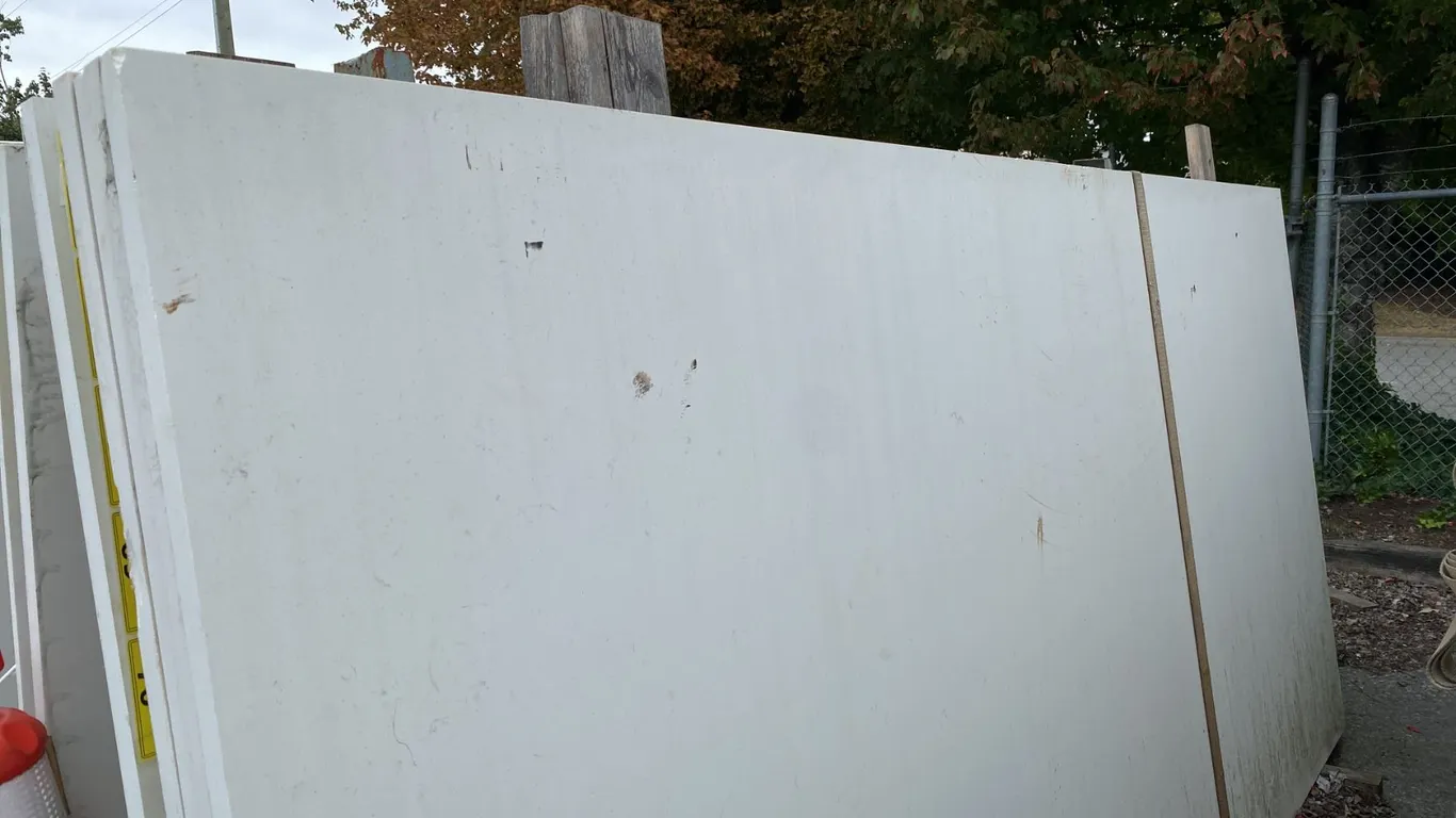SAINT HELENS WHITE PRIMO STONE COUNTERTOP SLAB APPROX 10'L X 5' 4"W X 1 1/4" THICK