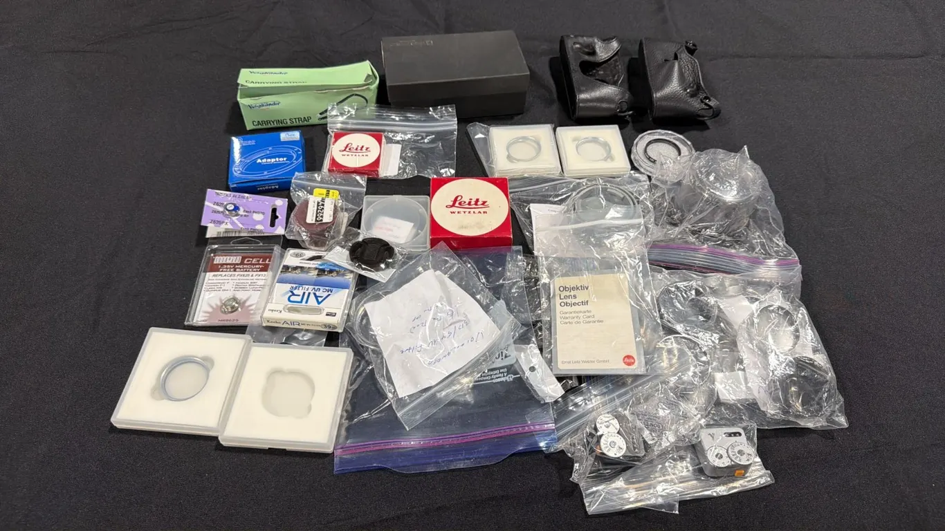 GROUP OF ASSORTED CAMERA PARTS/ACCESSORIES *FOR LEICA*