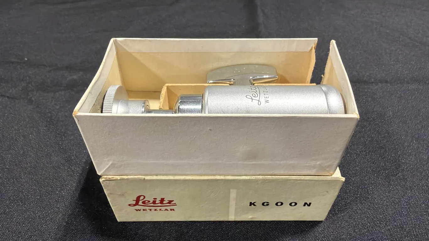 LEITZ WETZLAR TRI-POD HEAD