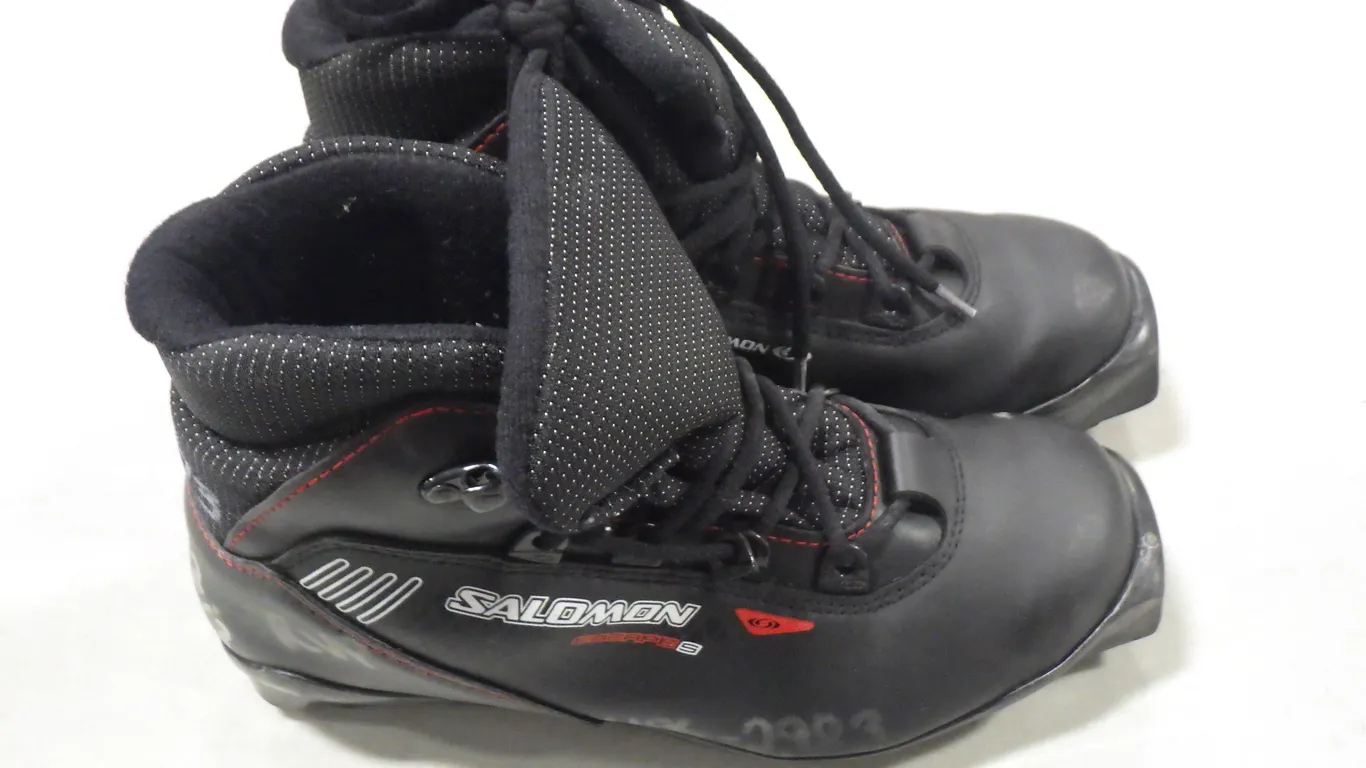 Salomon Escape 5 Cross-country ski boot (size 6) Salomon Escape 5