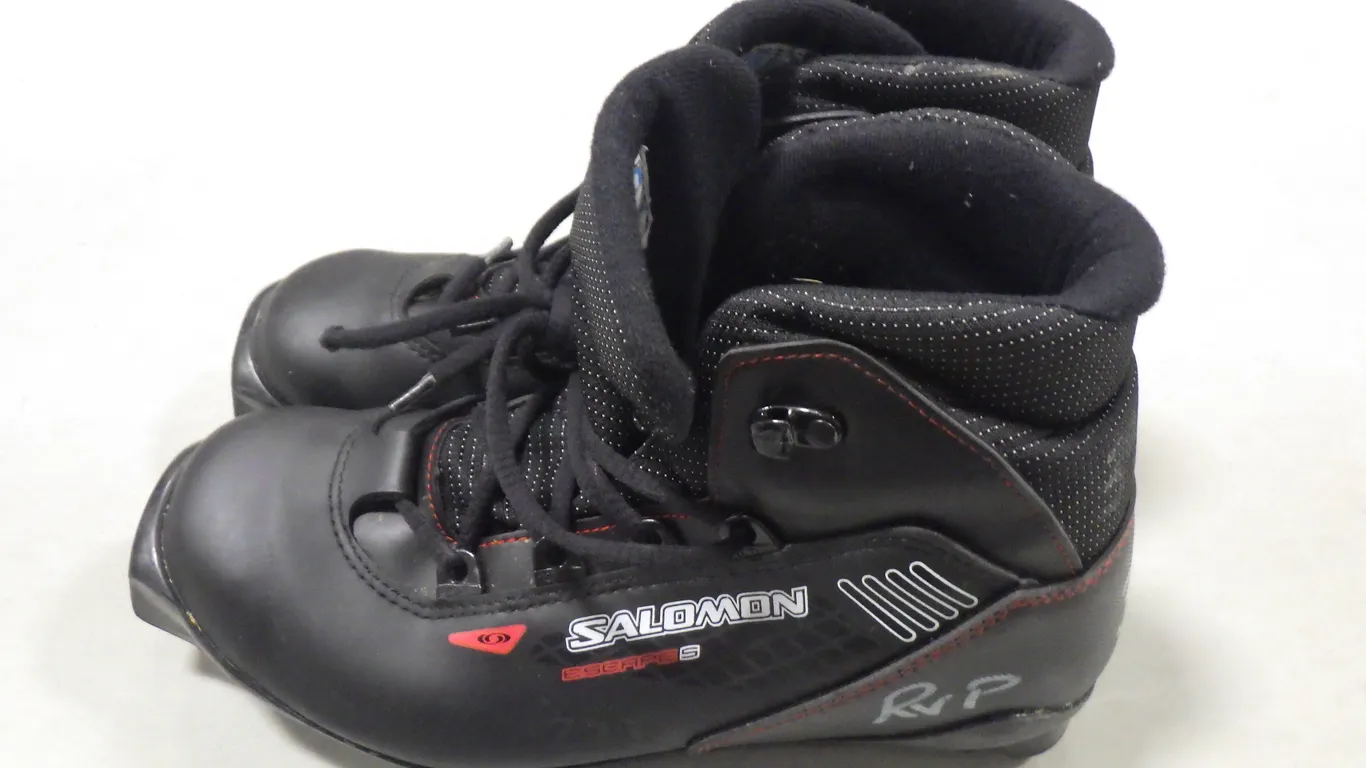 Salomon Escape 5 Cross-country ski boot (size 6.5) Salomon Escape 5