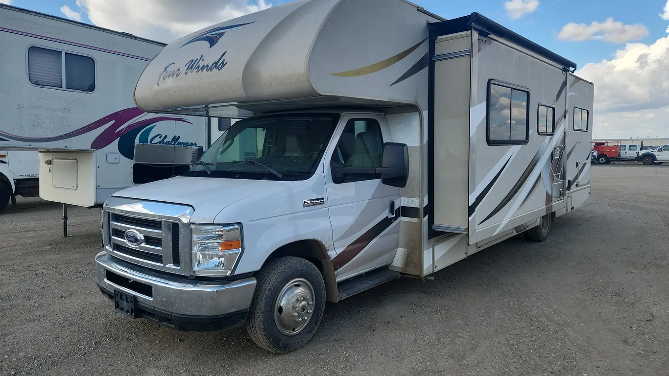2017 Ford E-Series E-450 Class C Triton V10 74427 KM
