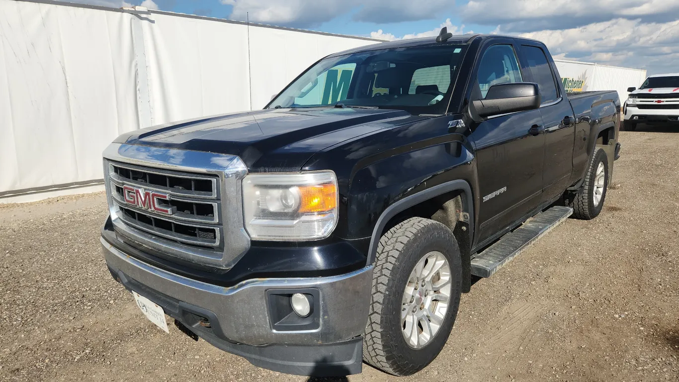 2015 GMC Sierra 1500 4x4 Double Cab SLE