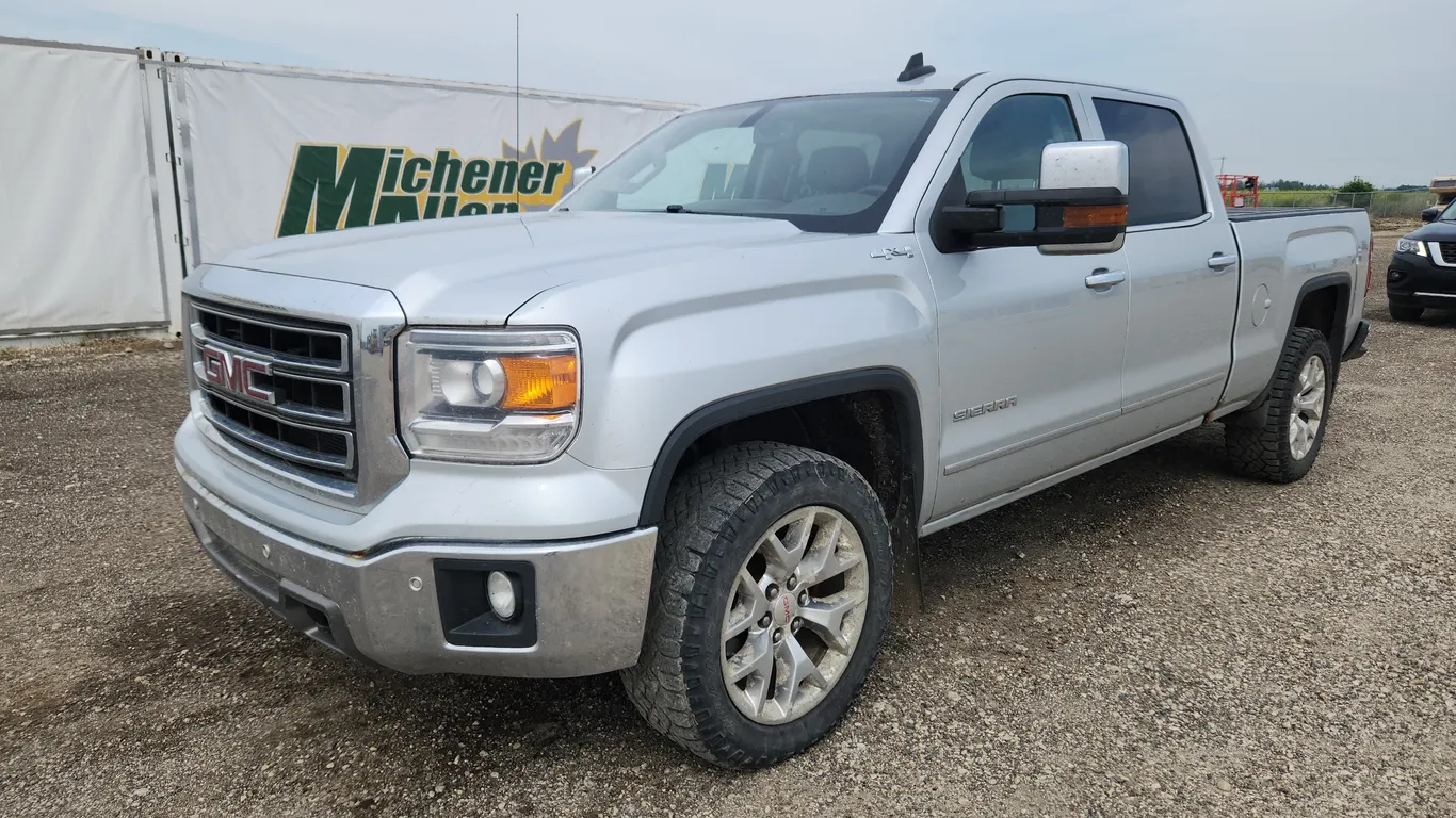 2015 GMC Sierra 1500 4x4 SLT 4dr Crew Cab 6.5 ft. SB