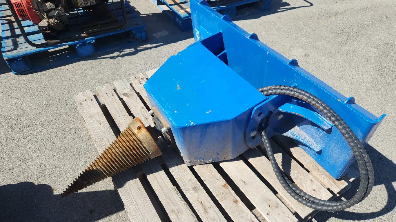 Skid Steer Screw Style Wood Splitter