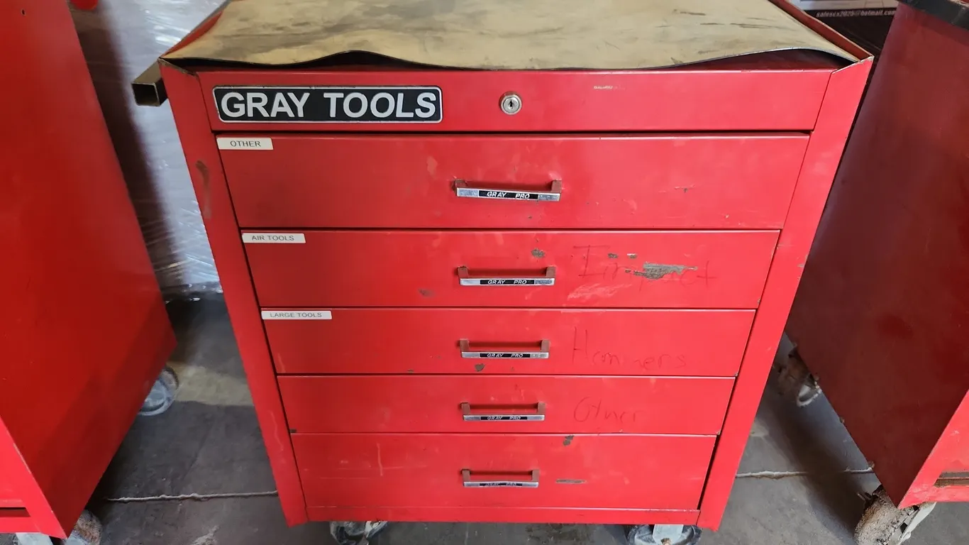 Gray Tools Rolling Toolbox (Bottom Only)