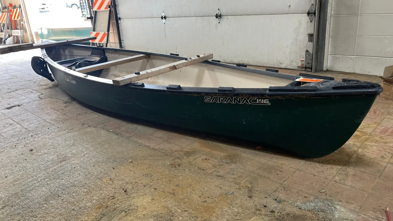 Old Town Saranac 146 14' 8" Canoe